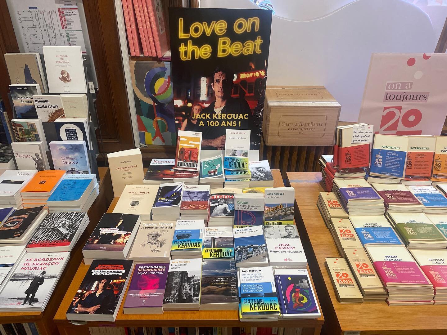 Les 100 ans de la naissance de Jack ! @librairie_mollat #kerouac #jackkerouac #livre #lecture #surlaroute #ontheroad #bookstagram #100ans #anni #anniversaire #beat #beatgeneration